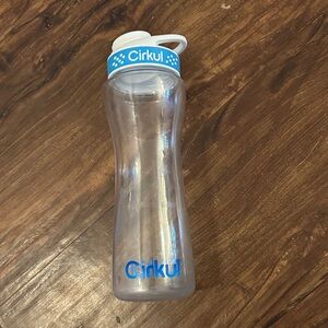 Cirkul Clear Bottle 20oz with Blue Accent - Reusable Hydration Bottle